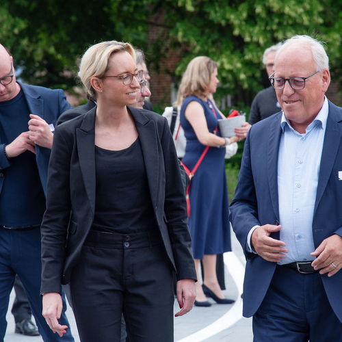 Bild NIZ Eröffnung Christiana Bauer und Pit Clausen