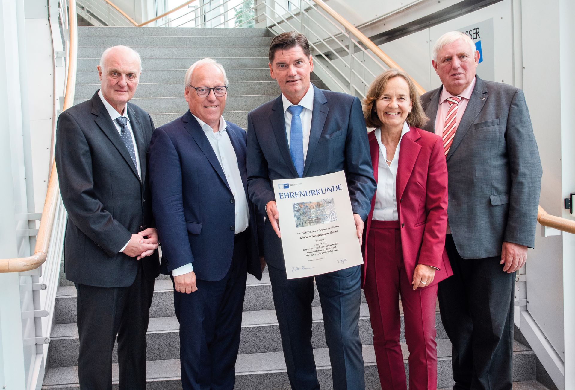 Aufsichtsratsvorsitzender KB Detlef Werner, OB BI Pit Clausen, Geschäftsführer KB Michael Ackermann, Hauptgeschäftsführerin der IHK Petra Pigerl-Radtke, NRW-Landesminister für Arbeit/Gesundheit/Soziales, Karl-Josef Laumann (Foto: Vanessa Battré)