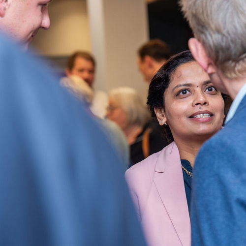 Bild NIZ Eröffnung Veena Mohan