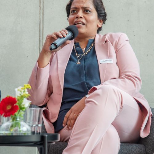 Bild NIZ Eröffnung Veena Mohan