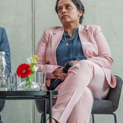 Bild NIZ Eröffnung Veena Mohan