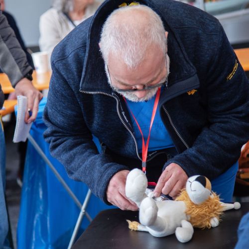 Bild NIZ Eröffnung Teddyklinik