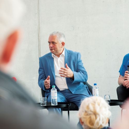 Bild NIZ Eröffnung Talkrunde