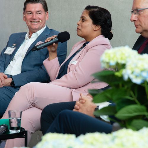 Bild NIZ Eröffnung Veena Mohan