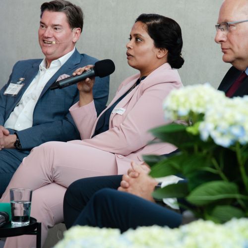 Bild NIZ Eröffnung Veena Mohan