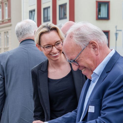 Bild NIZ Eröffnung Christiana Bauer und Pit Clausen
