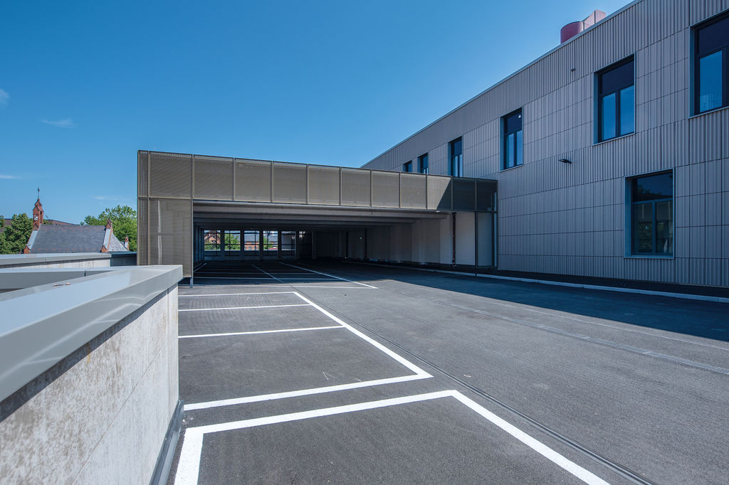 Notfall- und Intensivmedizinisches Zentrum_Wagenhalle_1 (Foto: Vanessa Battré)
